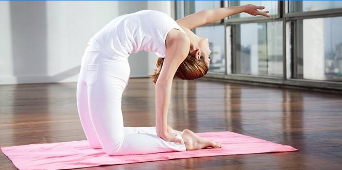 Een eenvoudige yoga-oefening voor beginners