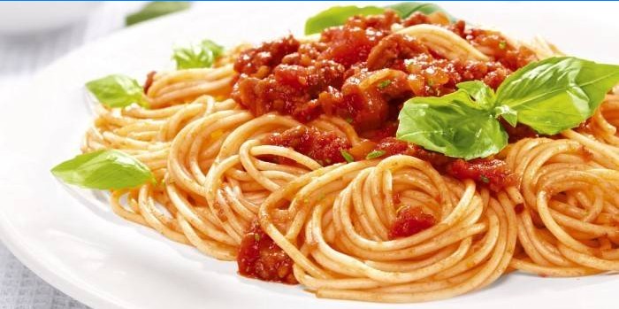Spaghetti met kaas en vlees