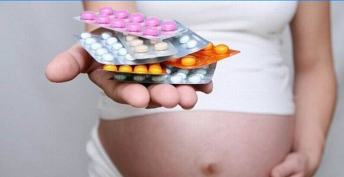 Zwangere vrouwen mogen geen medicijnen gebruiken om af te vallen