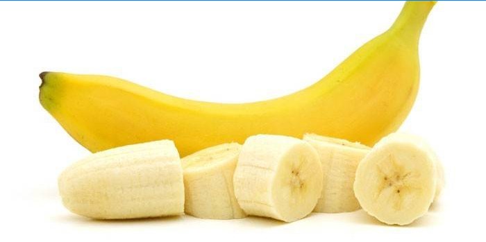 Banaanplakken en hele banaan