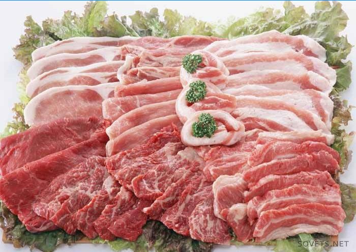 Hoe vlees te kiezen voor gekookt varkensvlees
