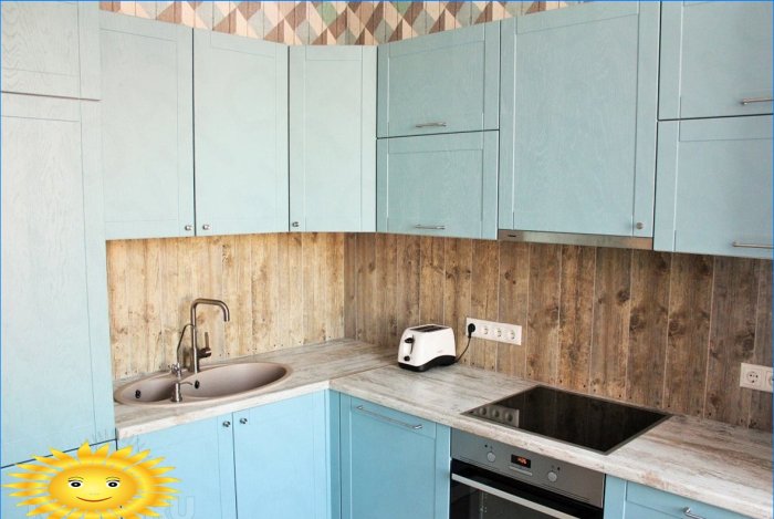 Keukenschort gemaakt van PVC-panelen