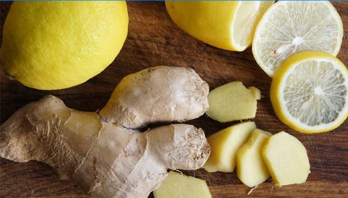 Gemberwortel en citroen