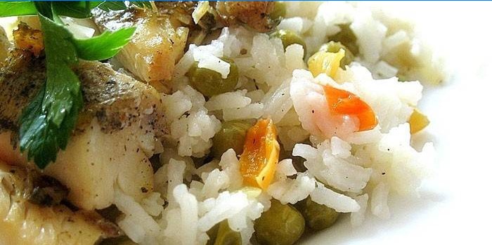 Stukjes met rijst en groenten