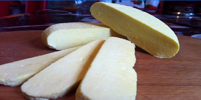Kant-en-klare zelfgemaakte zachte kaas