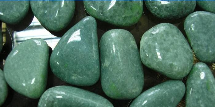 Stenen voor kachels jadeiet