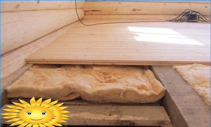 Tegels leggen in een houten huis: de vloer voorbereiden