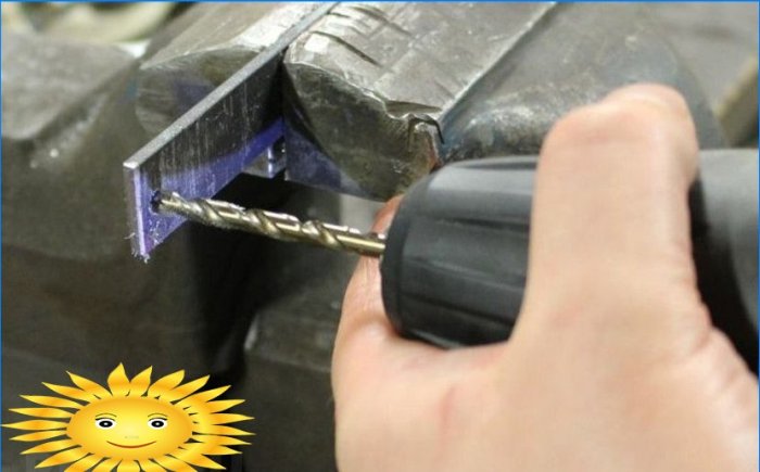DIY draadsnijden op metaal met een matrijs en een tap
