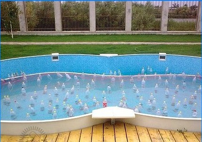Frame zwembad voor zomerhuisjes. Selectie, installatie en onderhoud