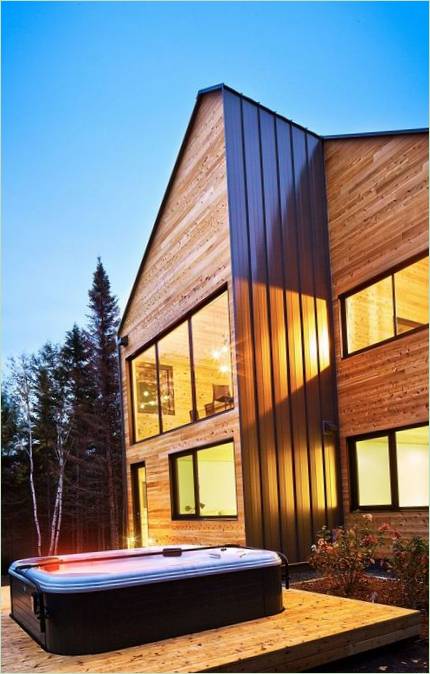 Ontwerp van een houten huis in Quebec