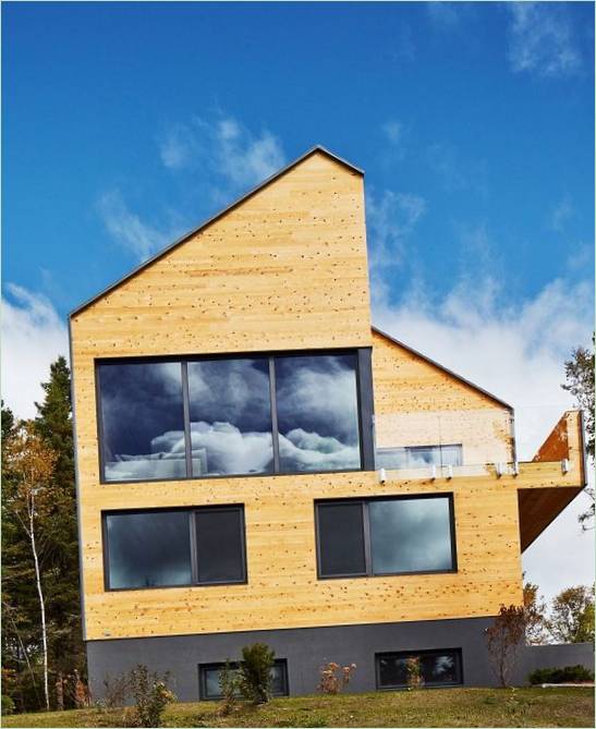 Gevel van een houten huis uit Quebec