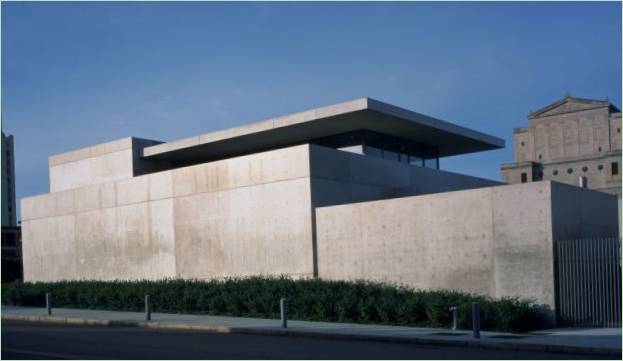 Het ontwerp van kunstmatige vijvers: een gebouw van beton