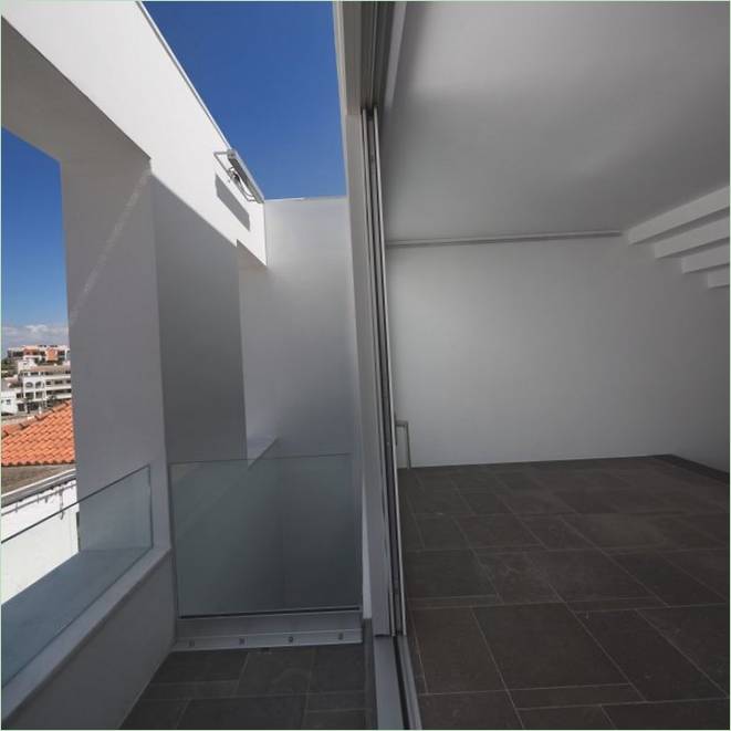 Minimalistisch ontwerp voor Casa 103 in Portugal