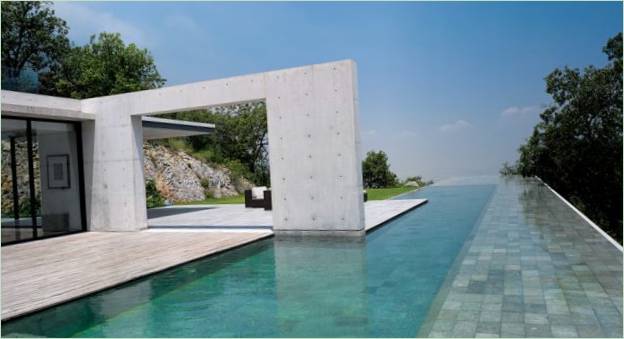 Het ontwerpen van kunstmatige vijvers: Het zwembad van Villa Monterrey
