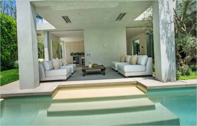 Interieurontwerp van een villa met zwembad in Los Angeles