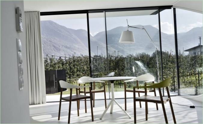 Interieurontwerp van The Mirror House door Peter Pichler Architecture in Italië