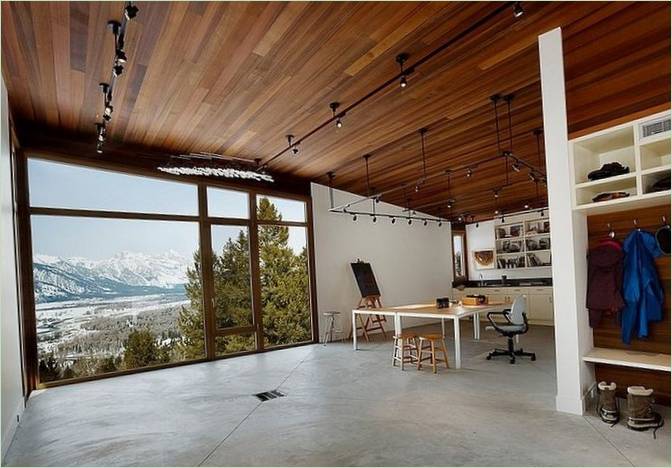 Werkplaats met luxe uitzicht bij Wyoming Butte Studios door Carney Logan Burke Architects