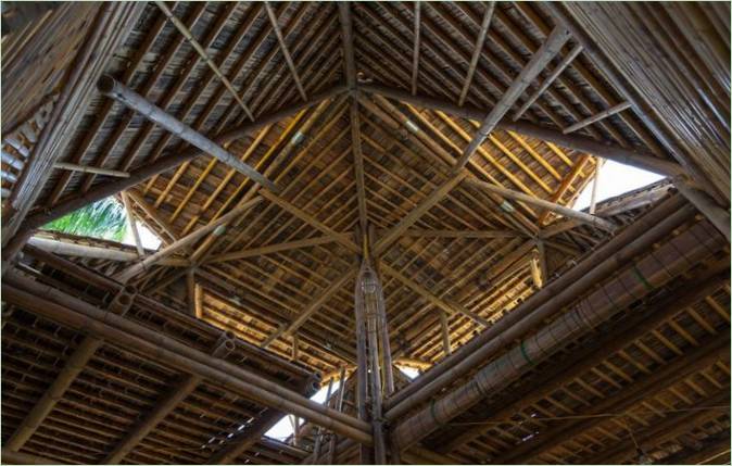 Bamboe gespannen dak
