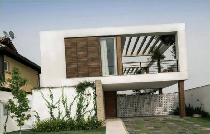 Stijlvol ontwerp van een huis met een gezellige patio