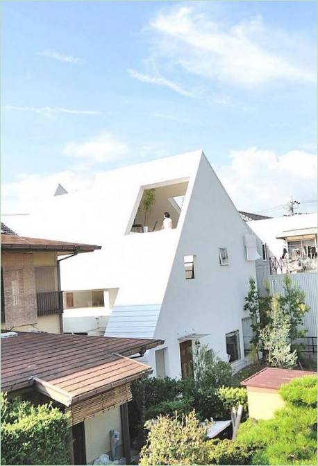 Het ongewone driehoekige Montblanc huis